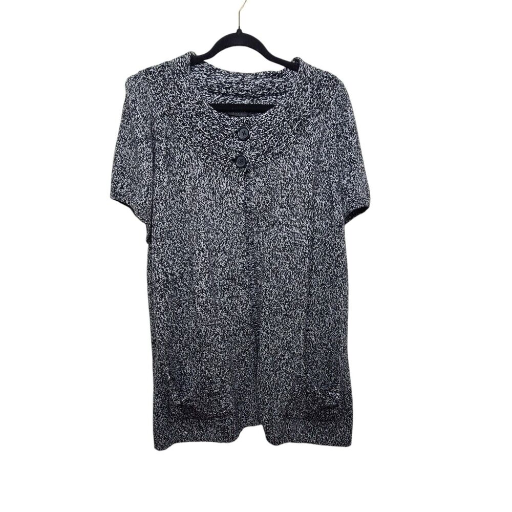 Lane Bryant Womens 26-28 Black White 2‎ Button Top Cardigan Sweater Short Sleeve